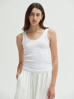 Mila Classic White Ribbed Tank Top